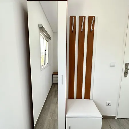 Cantinho Do Vale - *